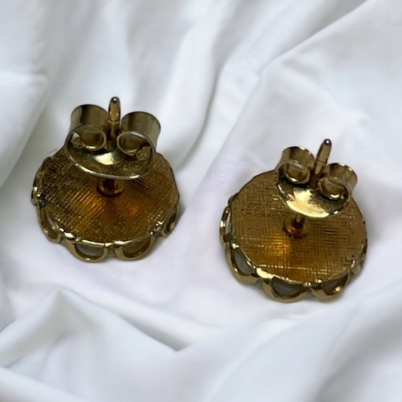 Vintage Rare Porcelain Hand Painted Irish Keltic Stud Earrings - Picture 2 of 2